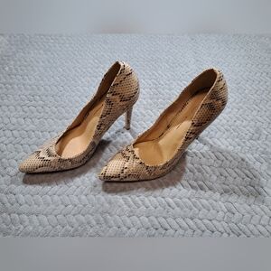 Chic Snakeskin Patterned Heels